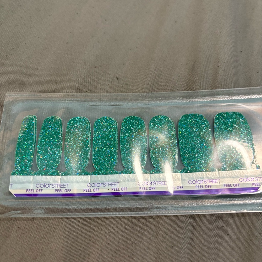 Color Street Glitter Nail Strips - Wondermint